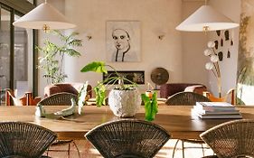 Basq House